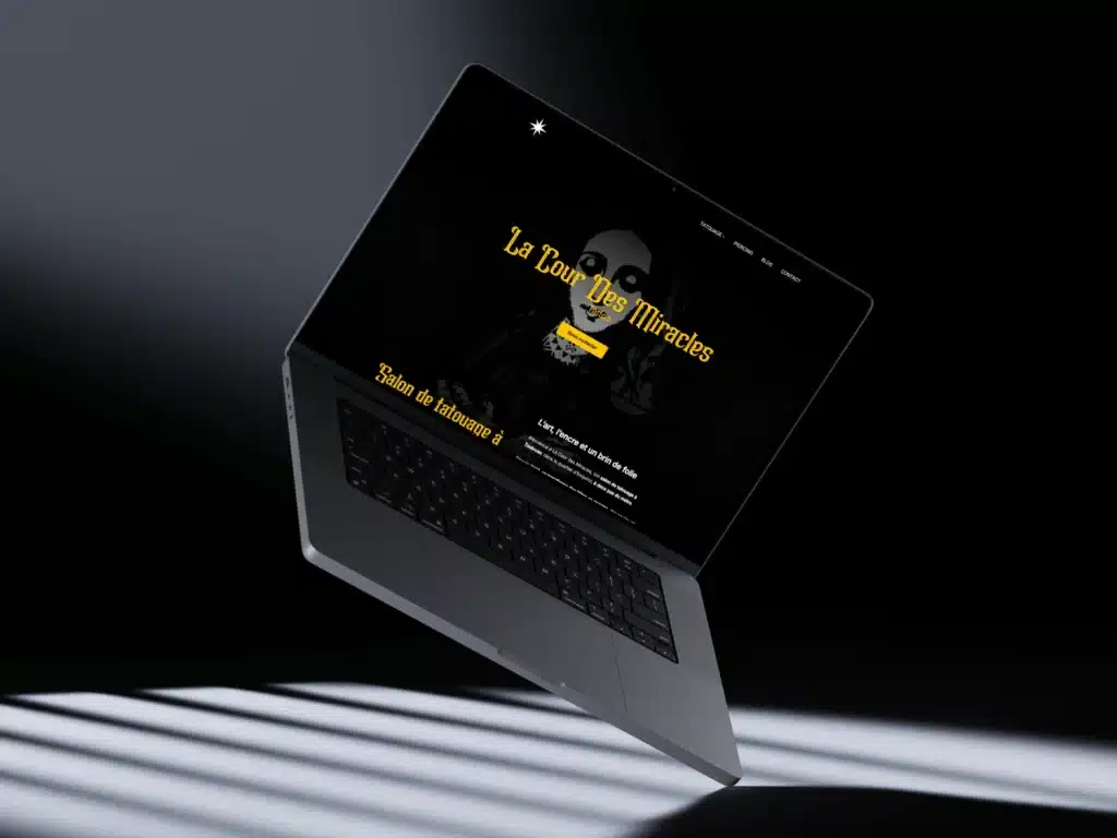 mockup laptop home page - la cour des miracles